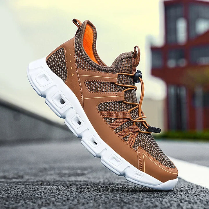 Scarpe da running uomo ammortizzate, ideali per allenamenti intensivi e massima trazione.