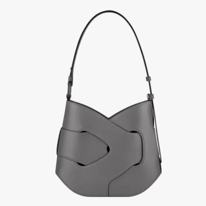 Interno spazioso della borsa a spalla donna bordeaux intrecciata, pratica per quotidiano e viaggio.