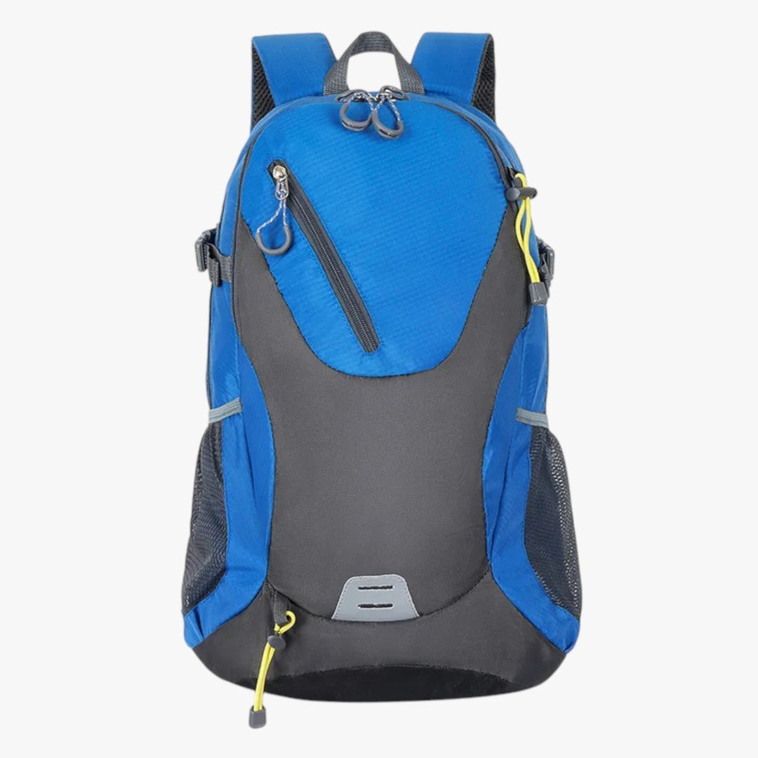 Zaino outdoor uomo compatto, ideale per escursioni, viaggi e uso quotidiano. Leggero e multiuso.