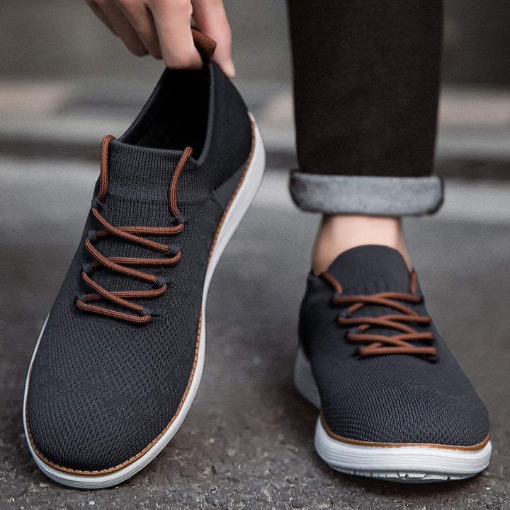 Scarpe comode donna: sneakers leggere e flessibili, perfette per sport e tempo libero.