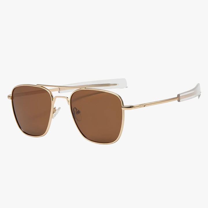 Occhiali da sole uomo in metallo polarizzati, offrono protezione UV e un look di tendenza.