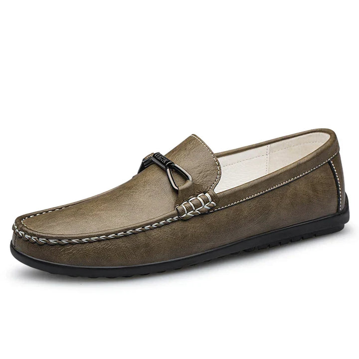Mocassini uomo eleganti e casual, perfetti per la primavera/estate. Calzature di moda per comfort duraturo.