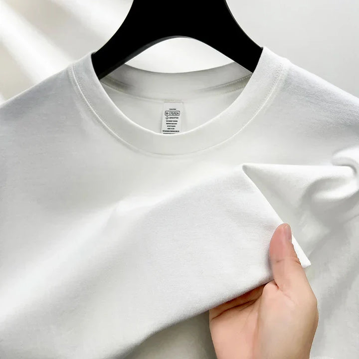 Maglietta grigia uomo, comfort quotidiano, versatile, per un look essenziale.