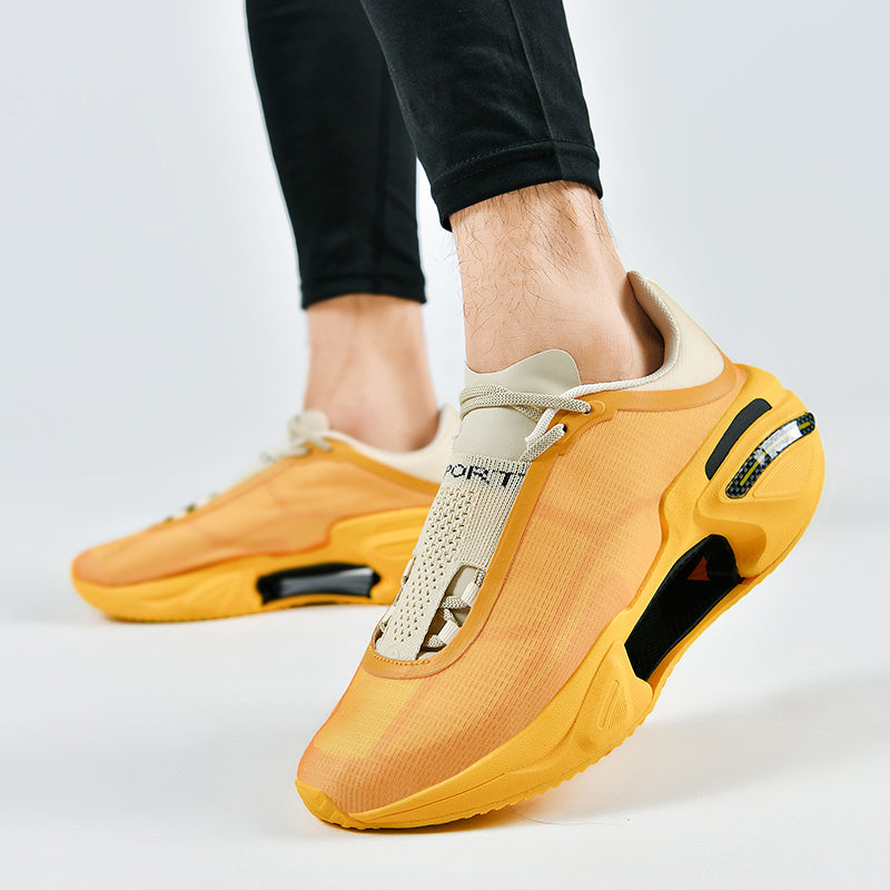 Sneakers uomo dal look pulito per stile quotidiano e passeggio confortevole.