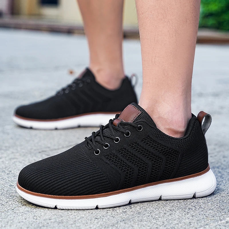 Scarpe casual uomo moderne, ammortizzate e perfette per lo stile e il benessere di ogni giorno.