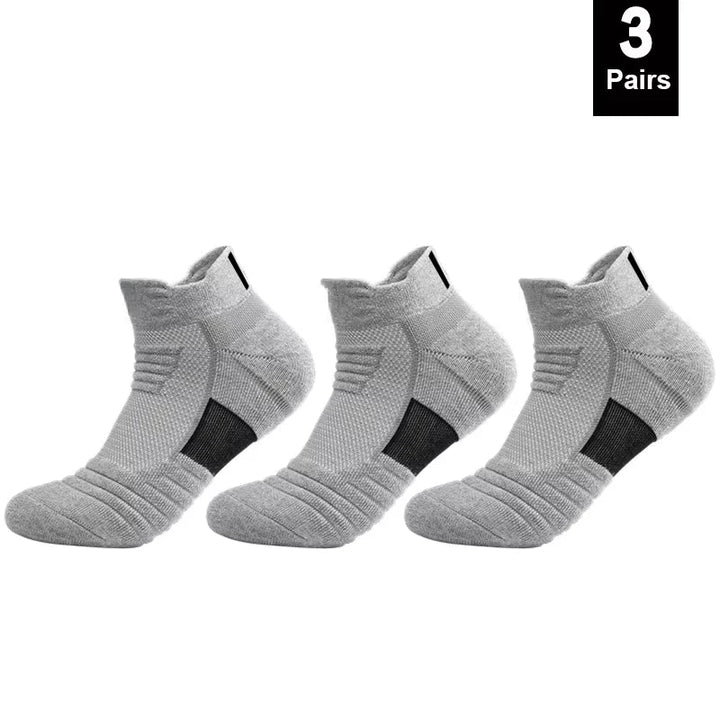 Calzini antiscivolo in cotone per uomo, ideali per calcio, palestra e ogni tipo di allenamento.