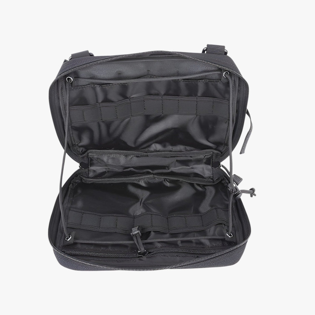 Kit primo soccorso unisex compatto, essenziale per adulti. Ottimo accessorio viaggio resistente.