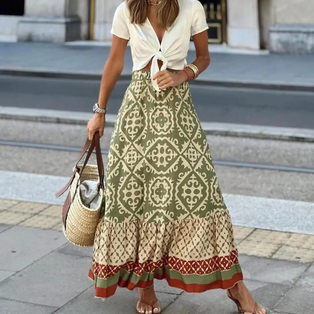 Gonna lunga estiva fluida da donna, ideale per un comfort fresco e stile casual chic. Moda estiva.