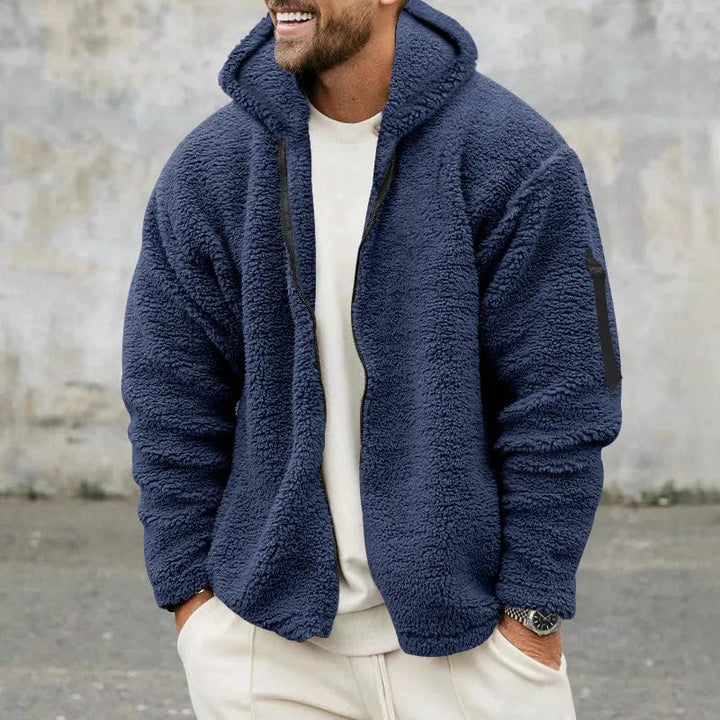 Giacca casual uomo per inverno, con cappuccio, garantisce calore e un look versatile.
