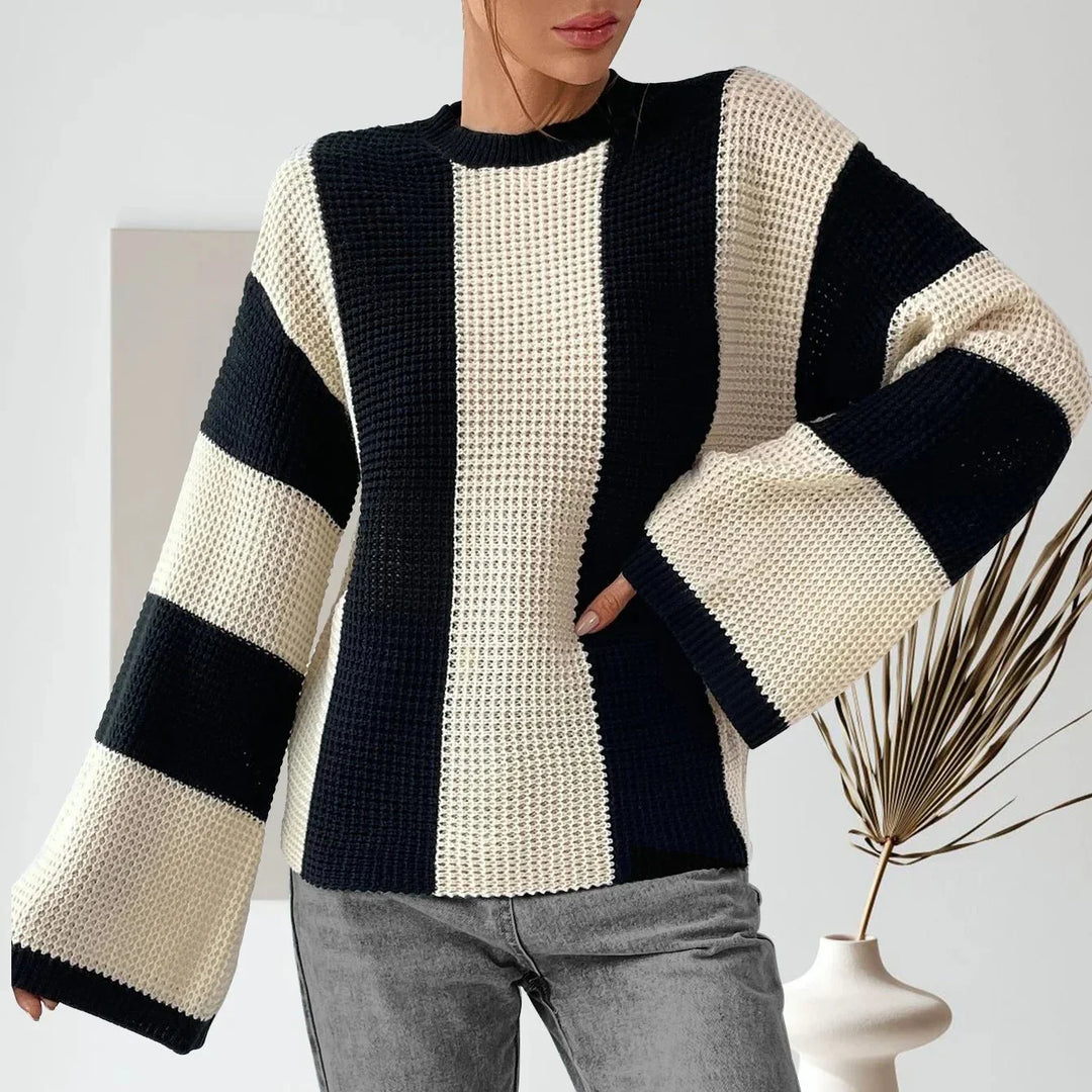 Maglione donna girocollo ampio, perfetto per comfort e stile rilassato in autunno/inverno.