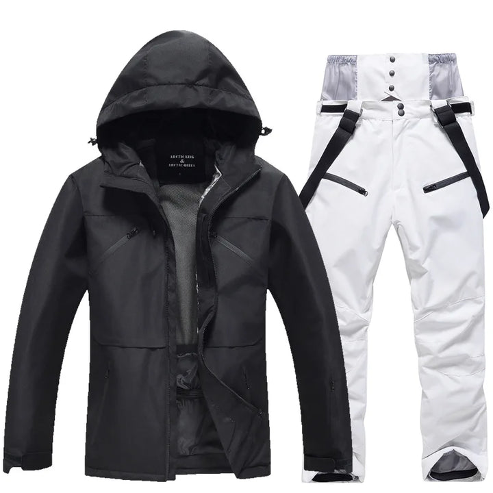 Completo sci unisex resistente all'acqua e isolato, per ogni avventura invernale.