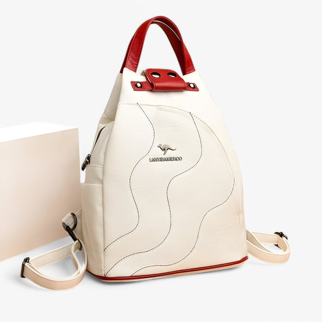 Borsa zaino donna alla moda, compatta e chic, accessorio indispensabile per ogni outfit elegante. Perfetta per viaggio.