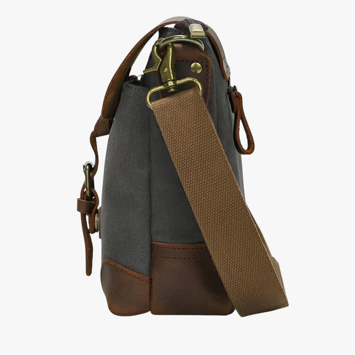 Elegante borsa tracolla donna in tela kaki resistente, ideale per uno stile casual e funzionale.