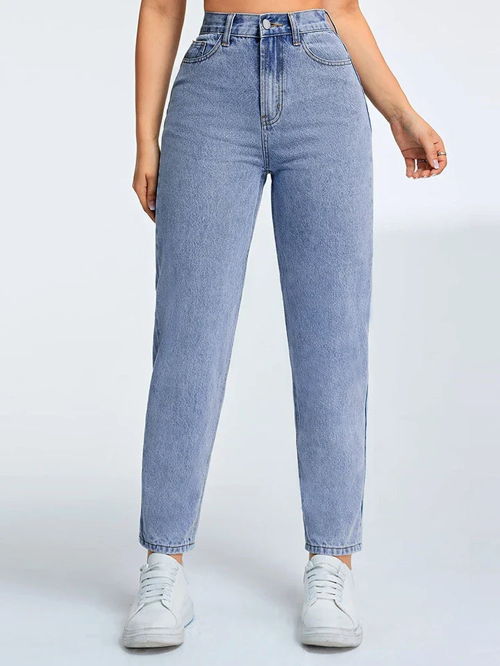 Pantaloni jeans Mom blu da donna, vestibilità comoda, ideali per outfit casual e abbigliamento di tutti i giorni.