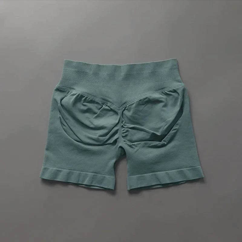 Pantaloncini donna seamless vita alta, colore viola, ottimi per fitness e yoga.