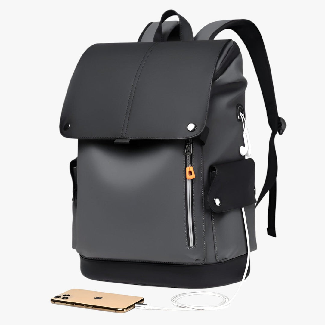 Zaino porta laptop uomo per viaggi e lavoro, design pratico e stile casual.