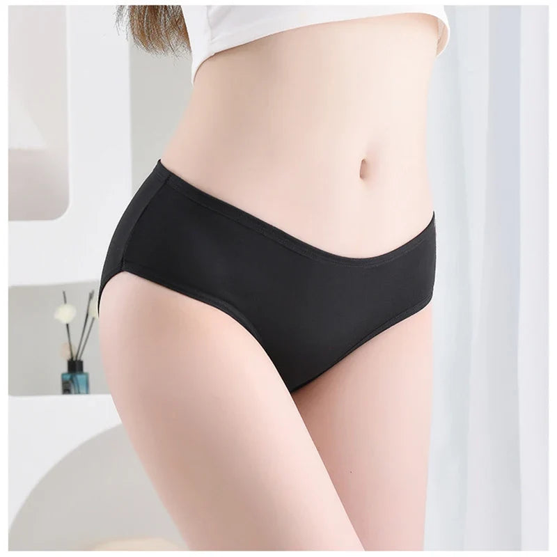 Set 7 slip donna, cotone elastan assortiti, intimo confortevole e traspirante.