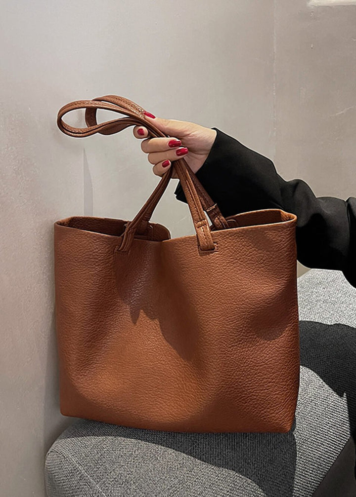Nuovi arrivi: borsa tote donna marrone, capiente ed elegante. L'accessorio moda versatile che cercavi.