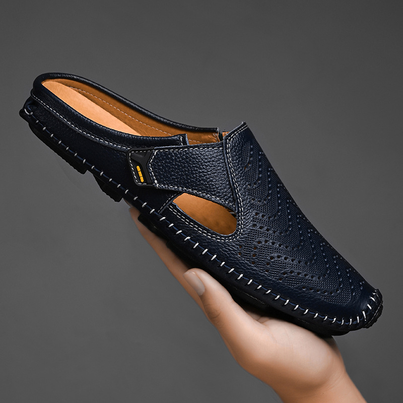 Moda uomo: sandali estivi con plantare imbottito, fasce regolabili per una calzata personalizzata.