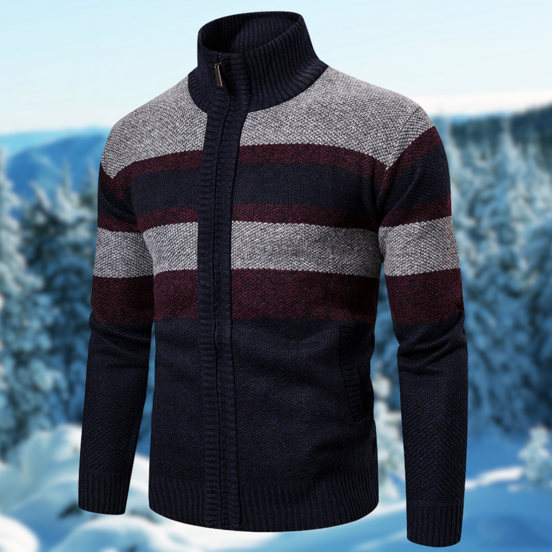 Cardigan uomo elegante in maglieria a righe, un capo versatile per moda maschile e comfort.