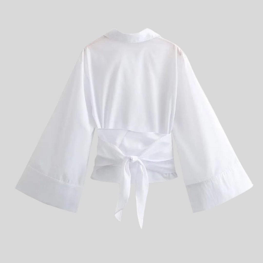 Camicetta donna a maniche lunghe in blu o bianco, elegante e versatile per ufficio, casual e moda estiva.