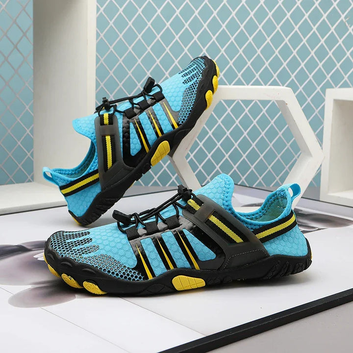 Scarpe acqua unisex ad asciugatura rapida, perfette per sport acquatici. Protezione e grip antiscivolo su ogni superficie.