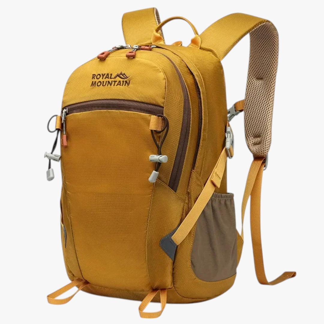 Zaino da trekking uomo regolabile, varie capacità, per lunghe escursioni e viaggi. Ideale per ogni avventura.