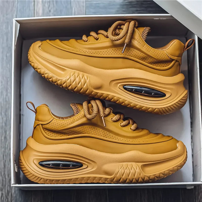 Sneakers uomo per moda urbana. Design retrò con suola spessa per comfort e un look casual moderno.