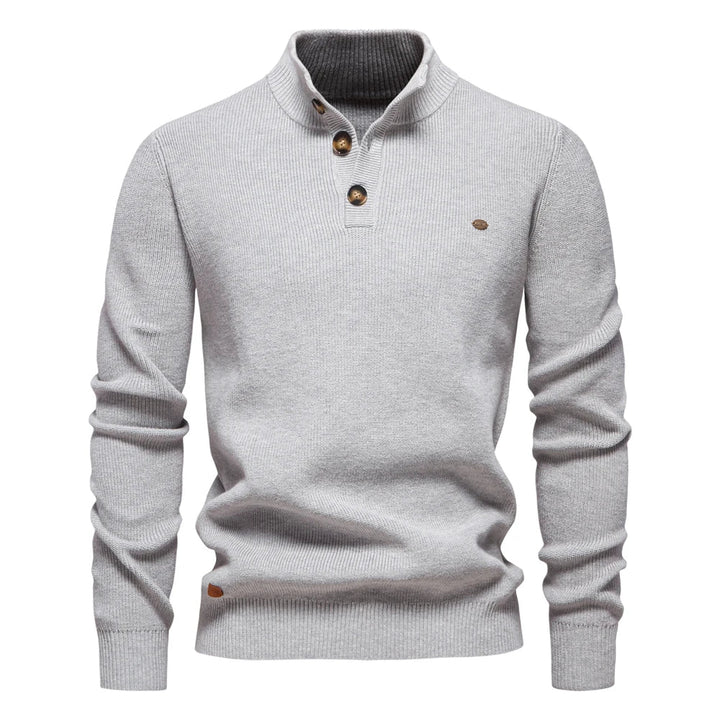 Maglioncino uomo versatile con design a bottoni e maniche lunghe, ideale per outfit casual quotidiani.