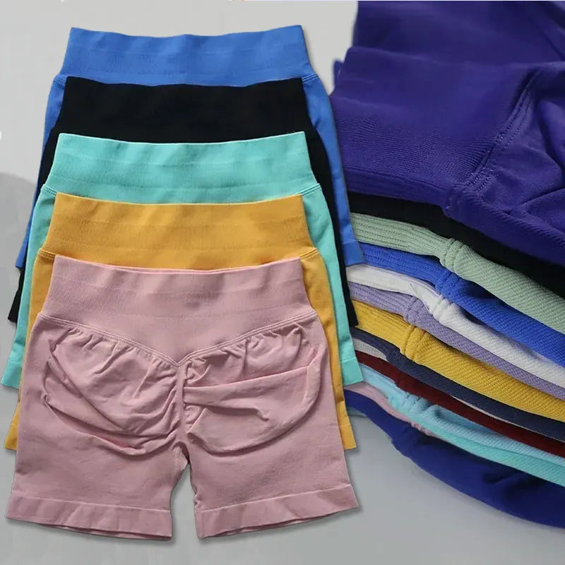 Short per allenamento donna, vita alta, seamless, traspiranti e comodi.