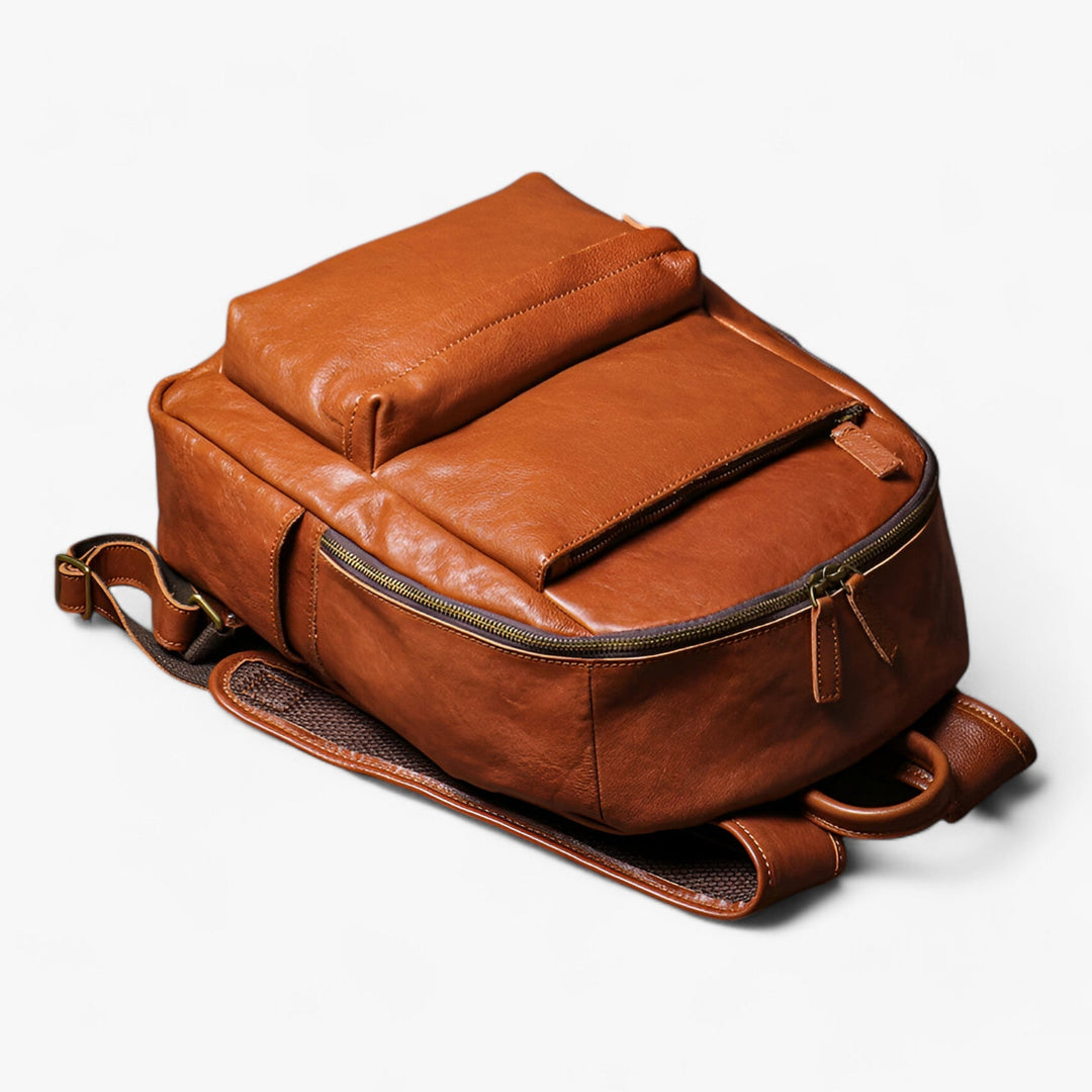 Zaino scuola/lavoro Bergamo, versatile con schienale ergonomico e scomparti dedicati per ogni esigenza.