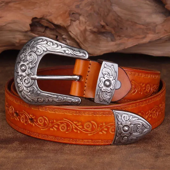 Cintura uomo in pelle western con fibbia incisa, accessorio moda versatile, completa il tuo outfit cowboy o casual.