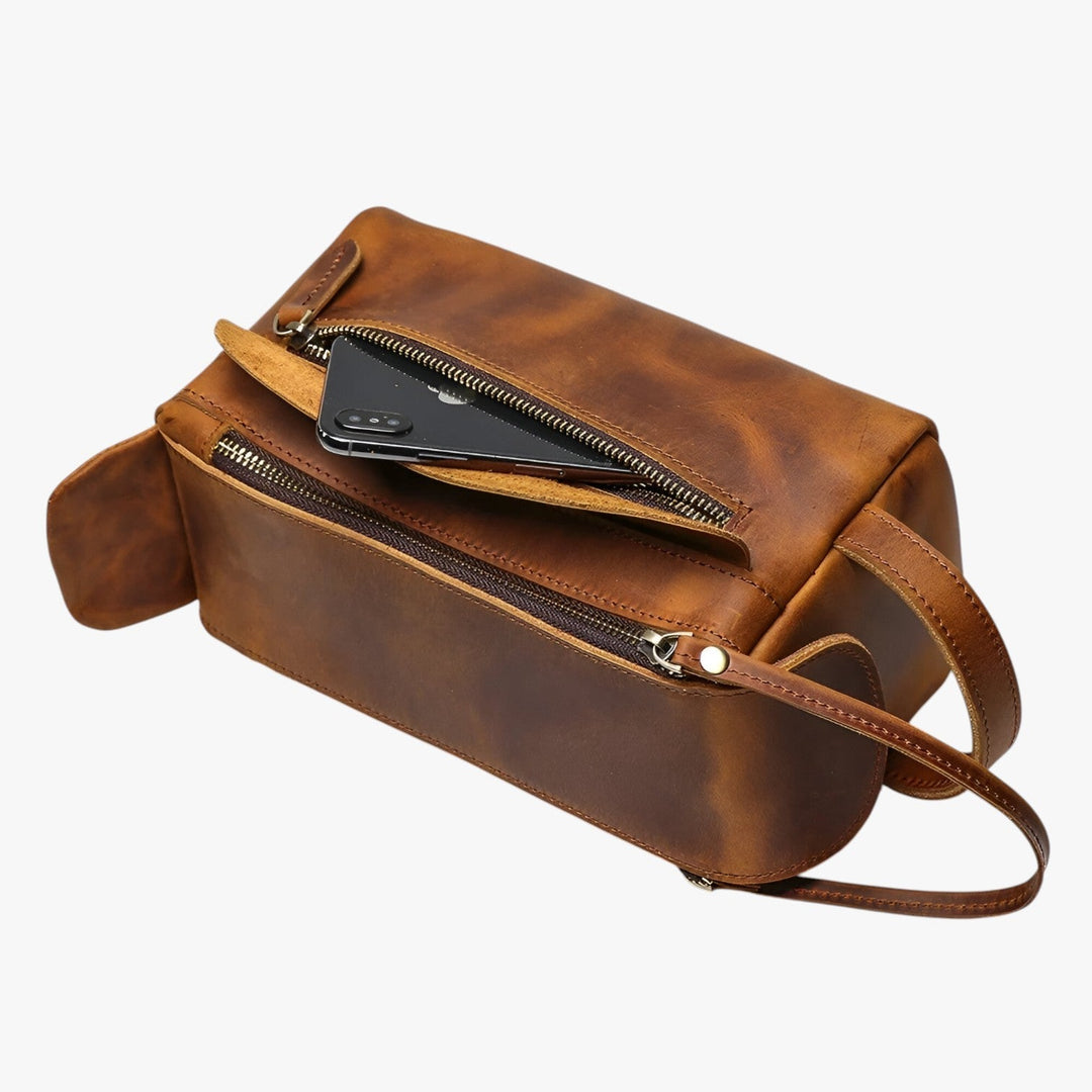 Beauty case uomo nero per viaggio, organizer per prodotti toilette e accessori personali.