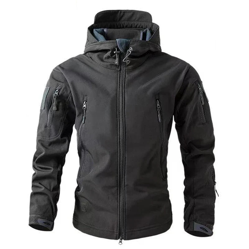 Giacca softshell uomo versatile, perfetta per escursionismo, attività outdoor e look casual moderno.