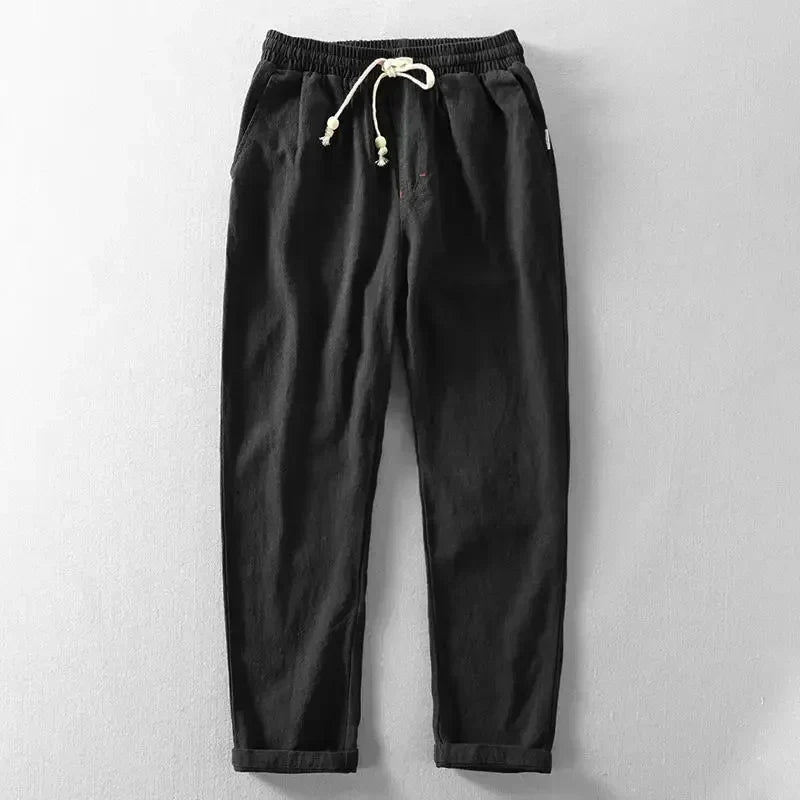 Pantaloni eleganti in lino da uomo, vestibilità comoda, perfetti per look estivi versatili.