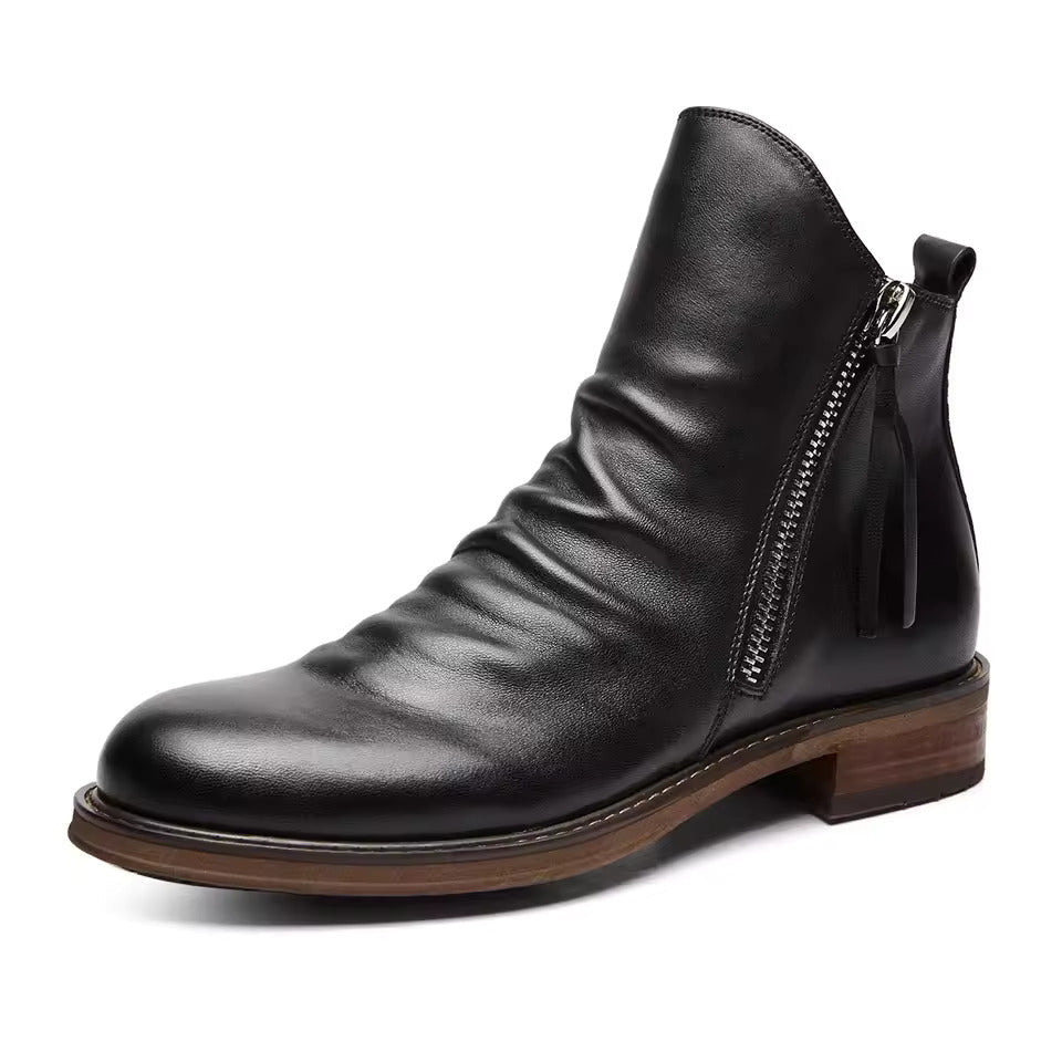 Stivaletti Chelsea uomo neri, scarpe eleganti e casual. Stile versatile maschile, ideali per comfort e l'inverno.