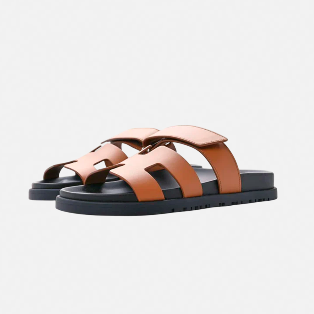 Sandali estivi unisex Saint-Tropez, compagni ideali per le tue avventure vacanziere.