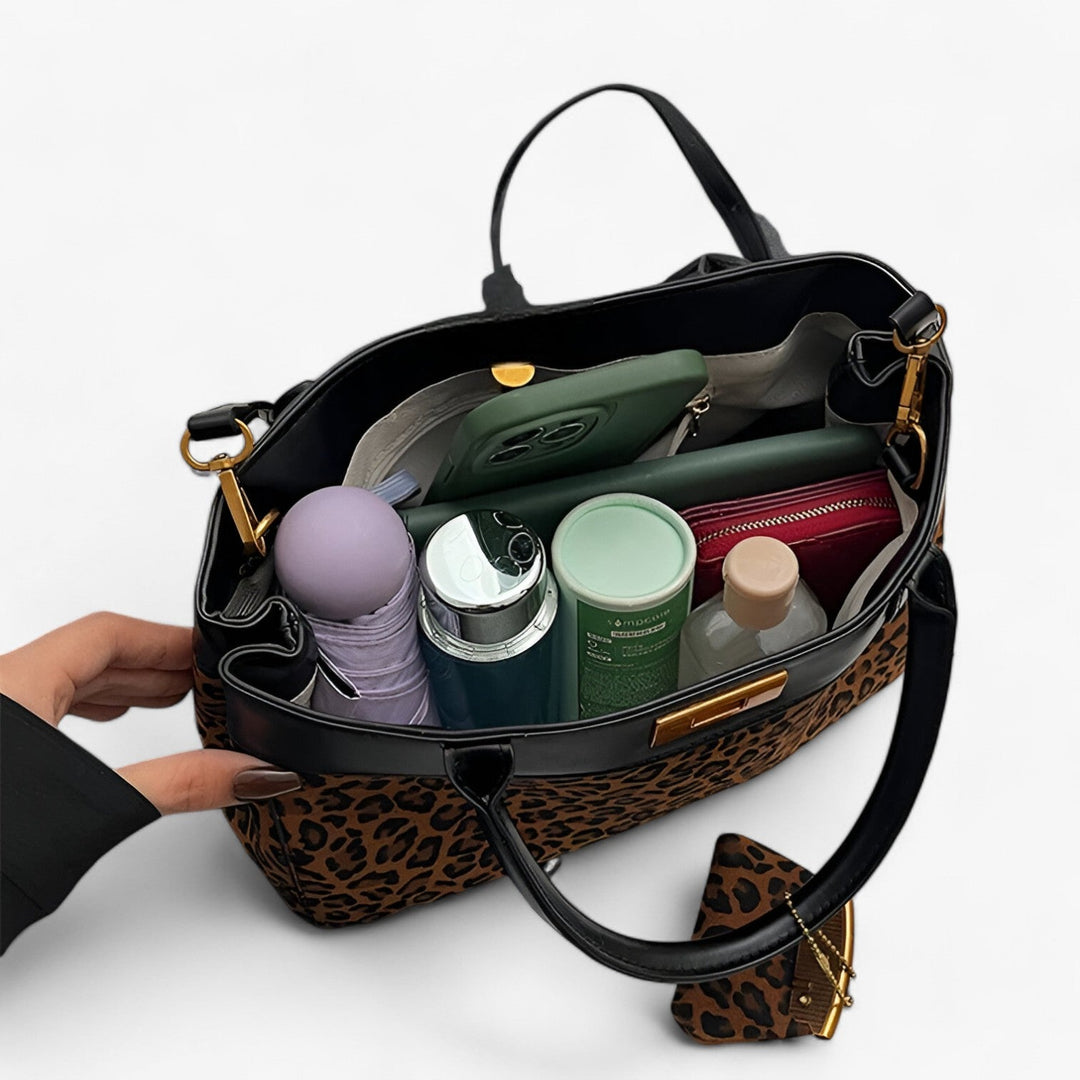 Elegante borsa tote donna con stampa leopardata. Accessorio moda stile safari versatile, marrone caffè.