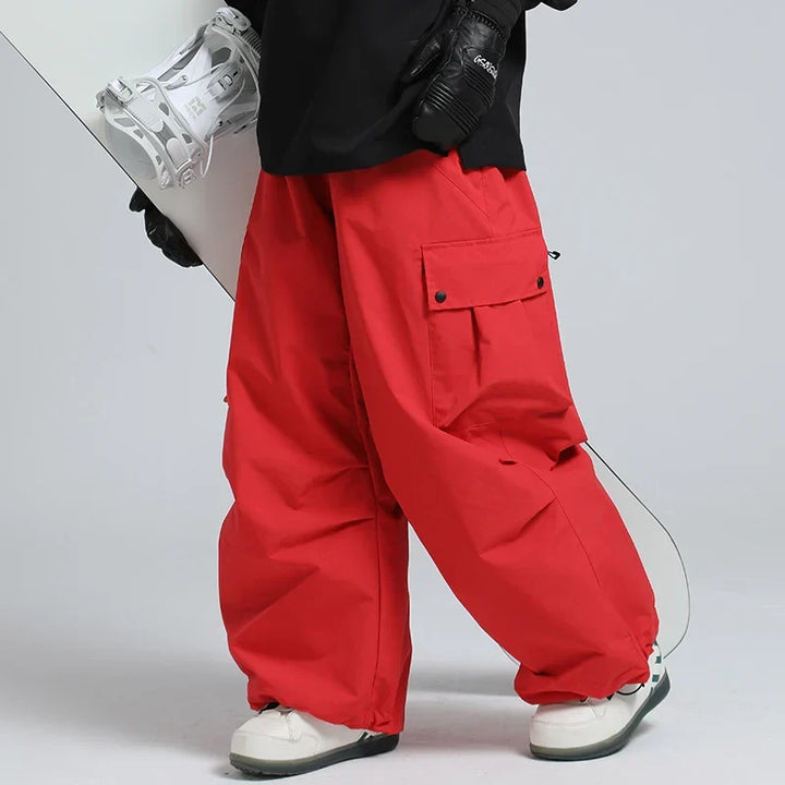 Pantaloni sci uomo versatili, caldi e impermeabili. Ottimi per qualsiasi sport invernale o attività sulla neve.