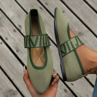 Pantofole da donna eleganti e morbide per la casa, ideali per comfort quotidiano e stile casual. Morbide e versatili.