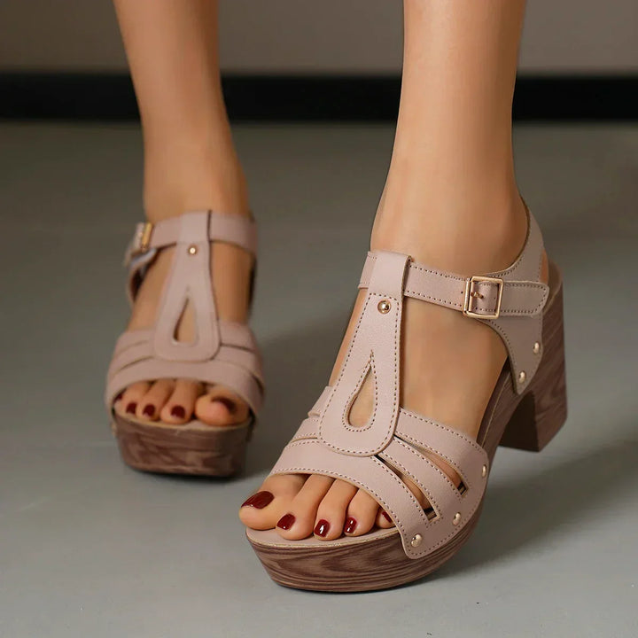 Sandali donna eleganti estivi con plateau, tacco a blocco e cinturino, per feste.