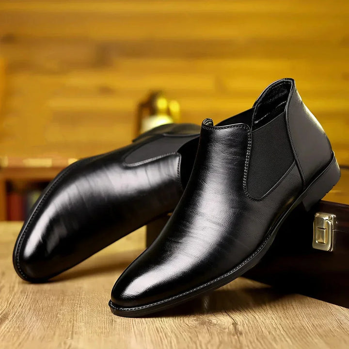 Scarpe eleganti uomo, stivaletti autunno/inverno. Stile raffinato per moda maschile con comfort garantito.