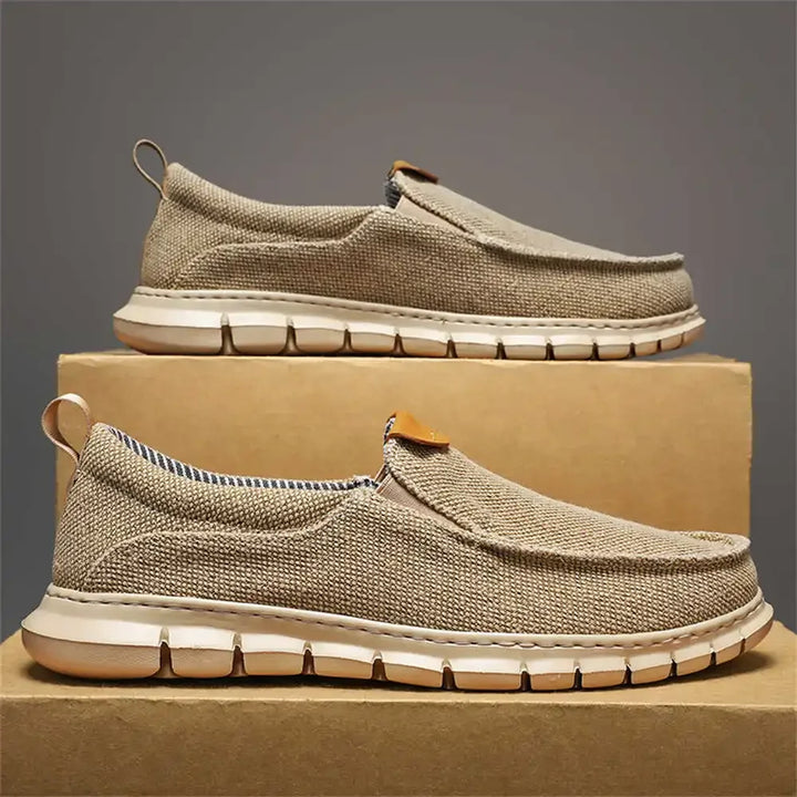 Mocassini uomo, perfetti come scarpe estive leggere, traspiranti e confortevoli.