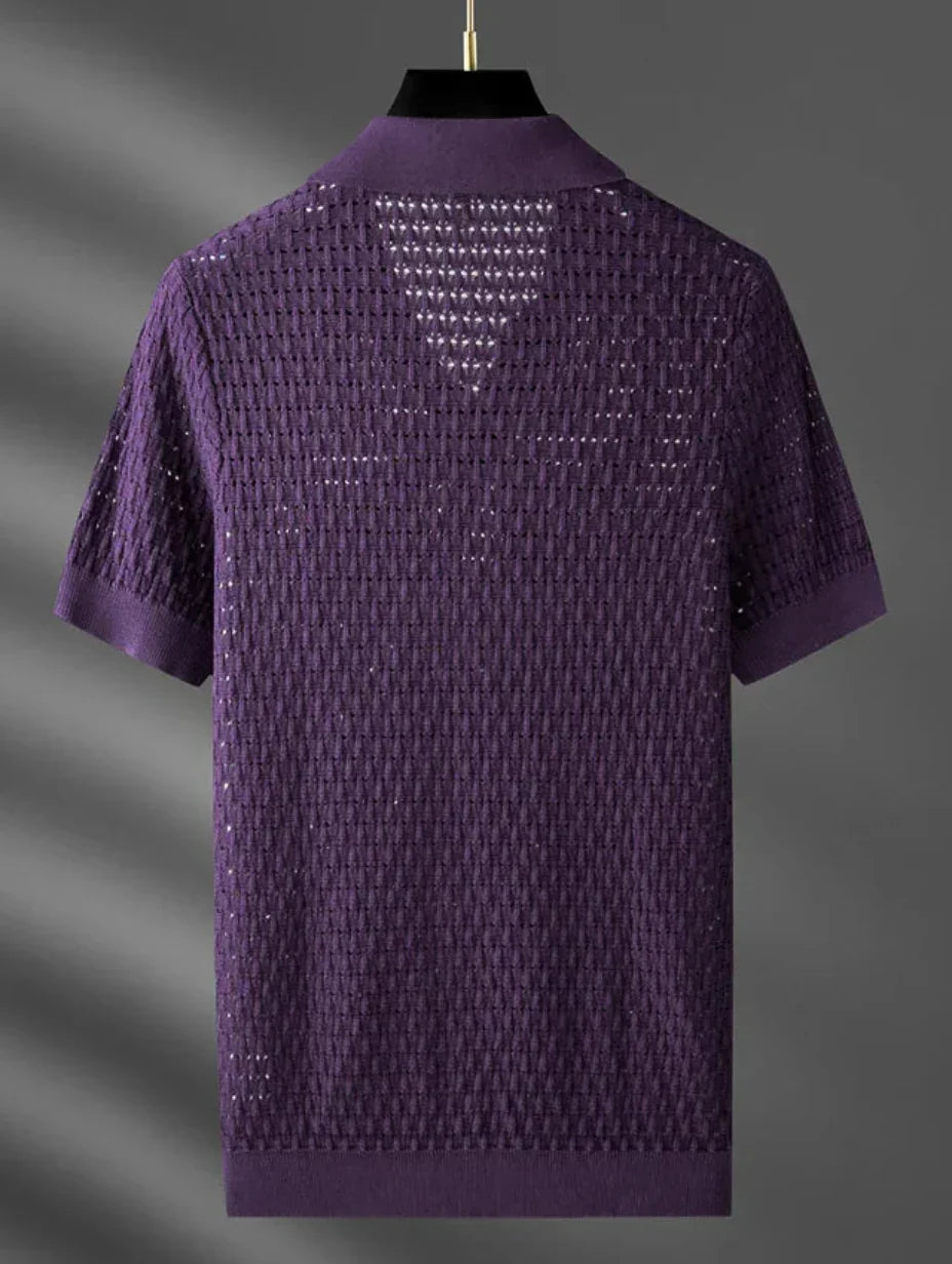 Polo estiva uomo casual, design traforato e maniche corte per freschezza in ogni occasione.