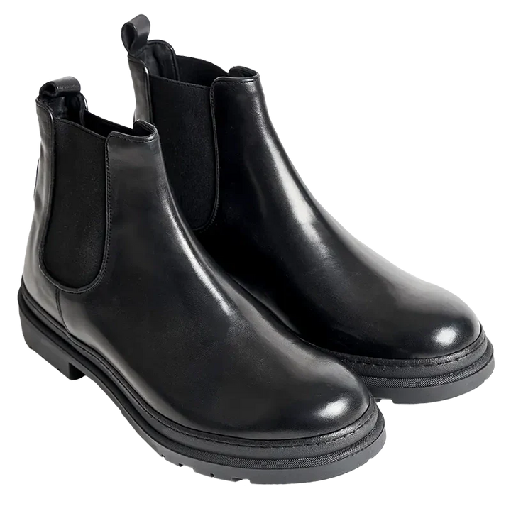 Stivaletti uomo Chelsea neri per un look maschile elegante. Scarpe rialzate che aumentano l'altezza di 7cm.