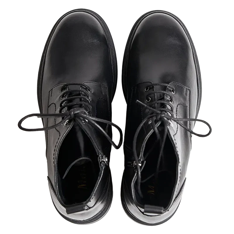 Stivaletti neri rialzati uomo 7 cm, ideali per outfit eleganti e un'altezza extra discreta.