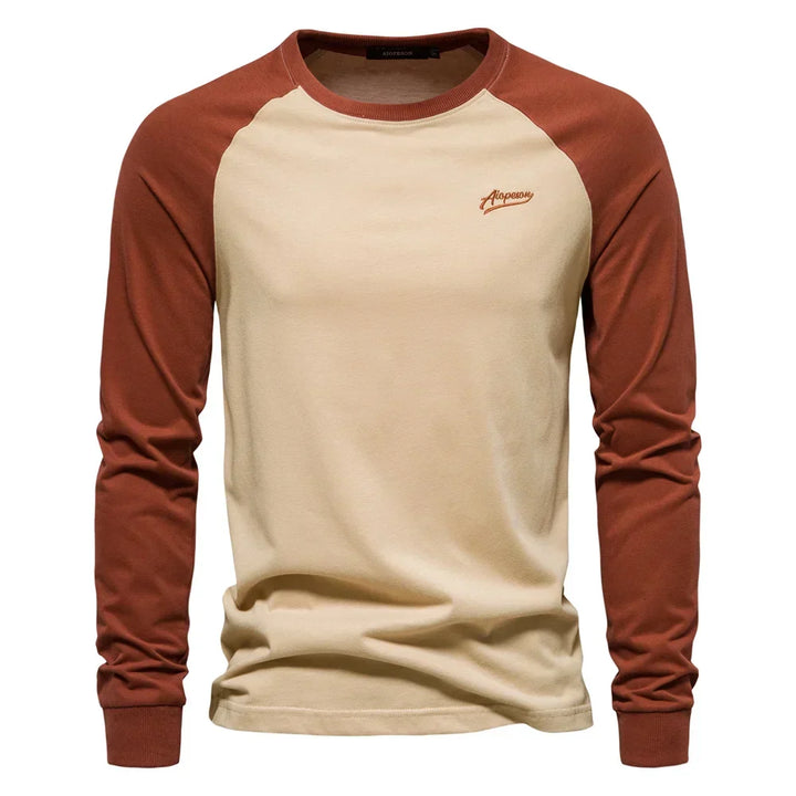 Camicia uomo slim fit autunnale con maniche lunghe raglan, perfetta per un look elegante e moderno.