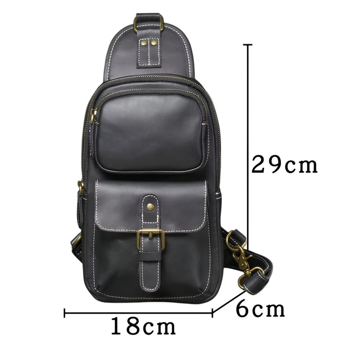 Stilosa borsa monospalla uomo nera, multiscomparto per massima organizzazione. Perfetta per il lavoro o tempo libero.