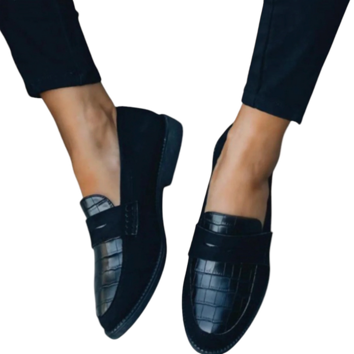 Mocassini da donna, calzature versatili che uniscono l'eleganza della punta affusolata al comfort slip-on.