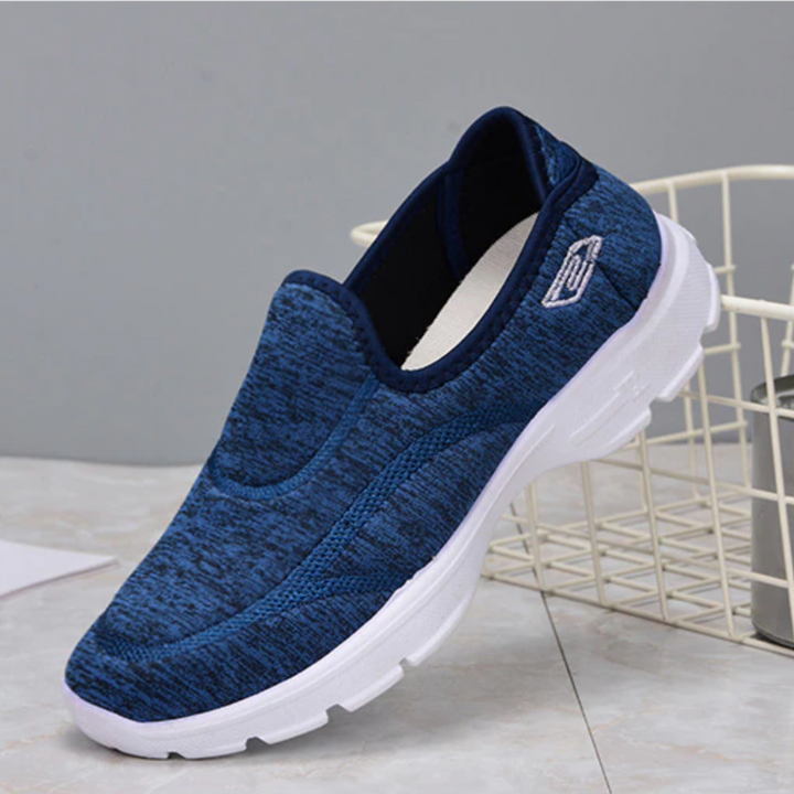 Scarpe donna slip-on leggere e ammortizzate con tecnologia cuscino d'aria, ideali per comfort massimo durante la camminata.